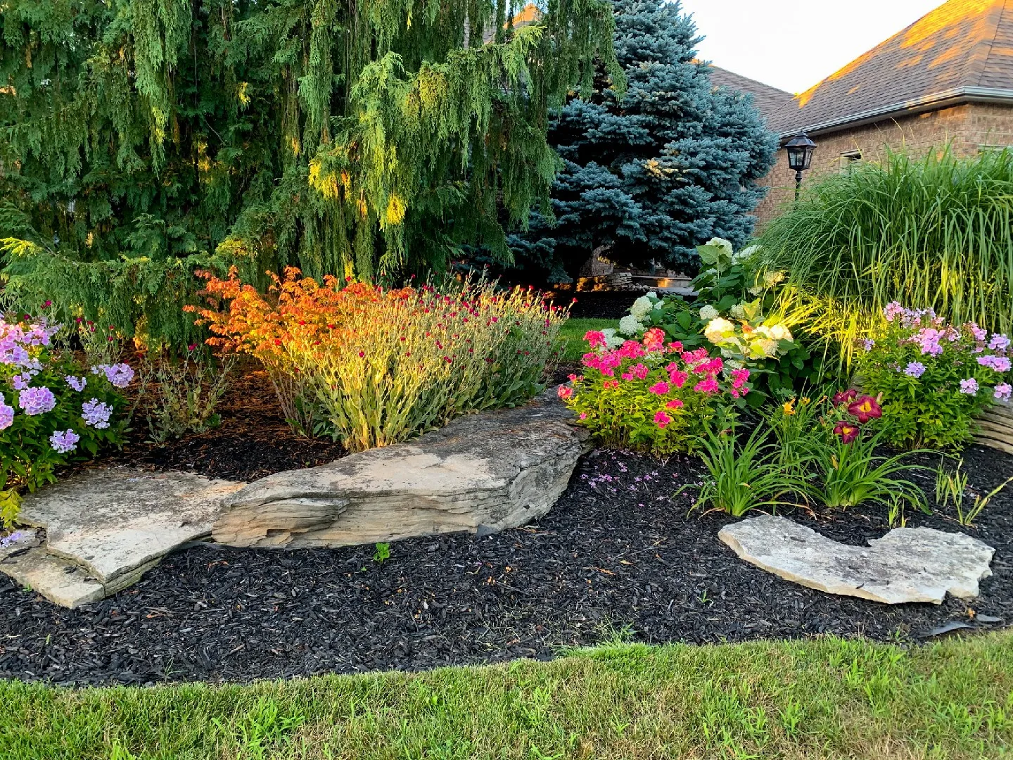 Balancing Hardscape and Nature: A Guide to Unified Landscape Design